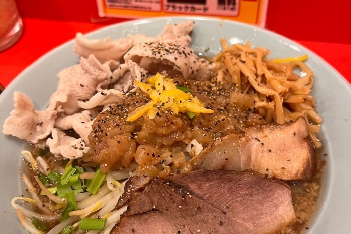 人気！二郎系ラーメンのお店、金山にOPEN♪